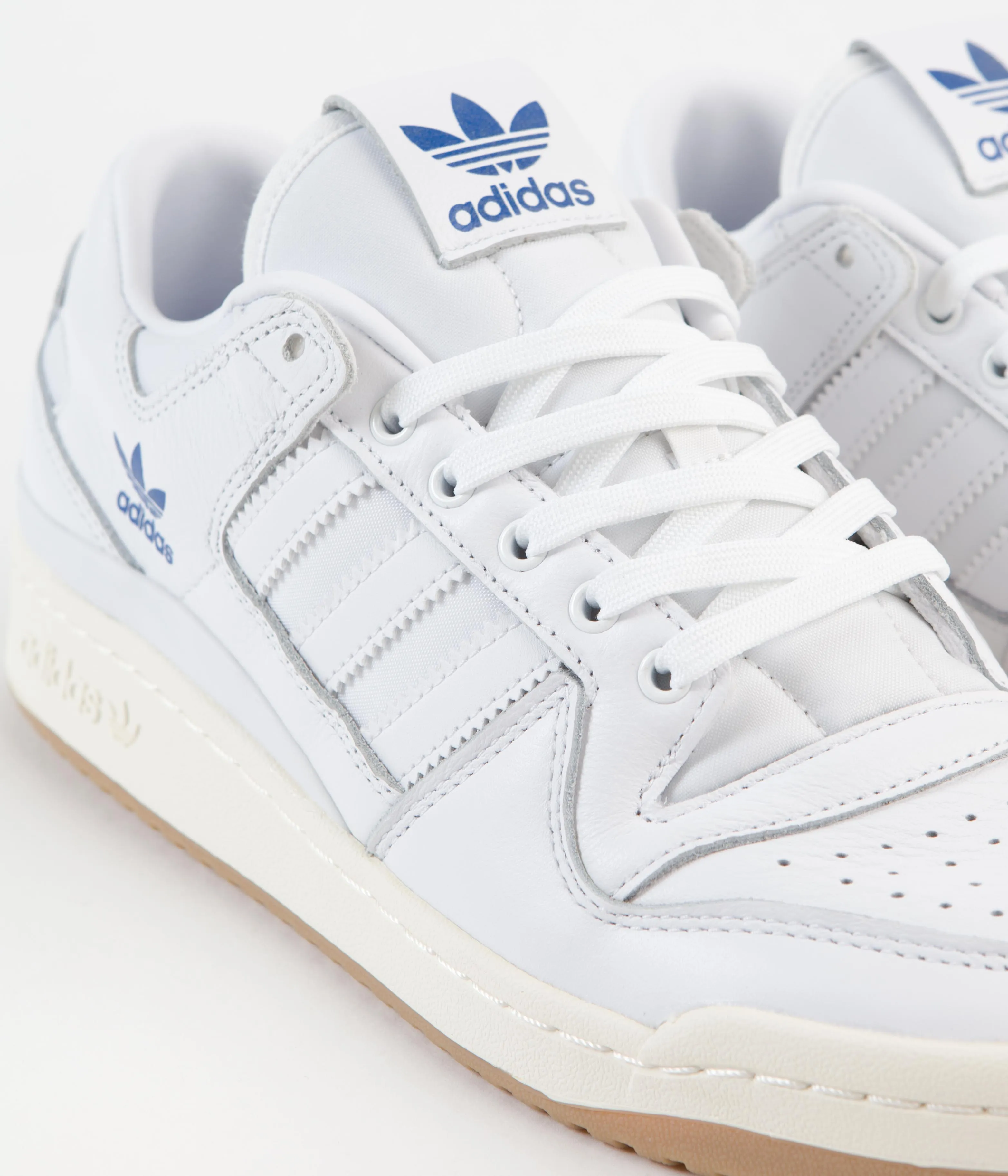 Adidas Forum 84 Low Adv Shoes - FTWR White / FTWR White / Bluebird