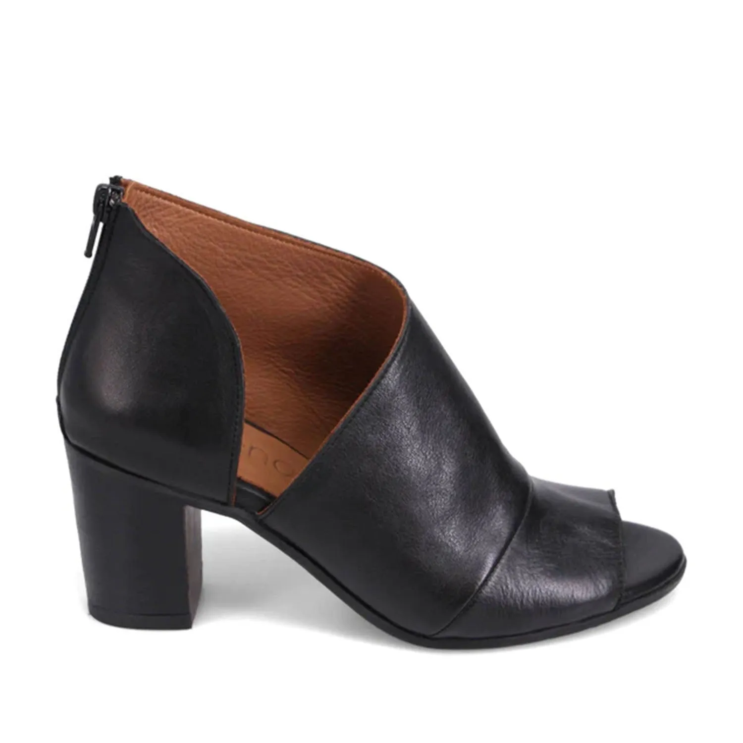 Bueno Women's Usher in Black