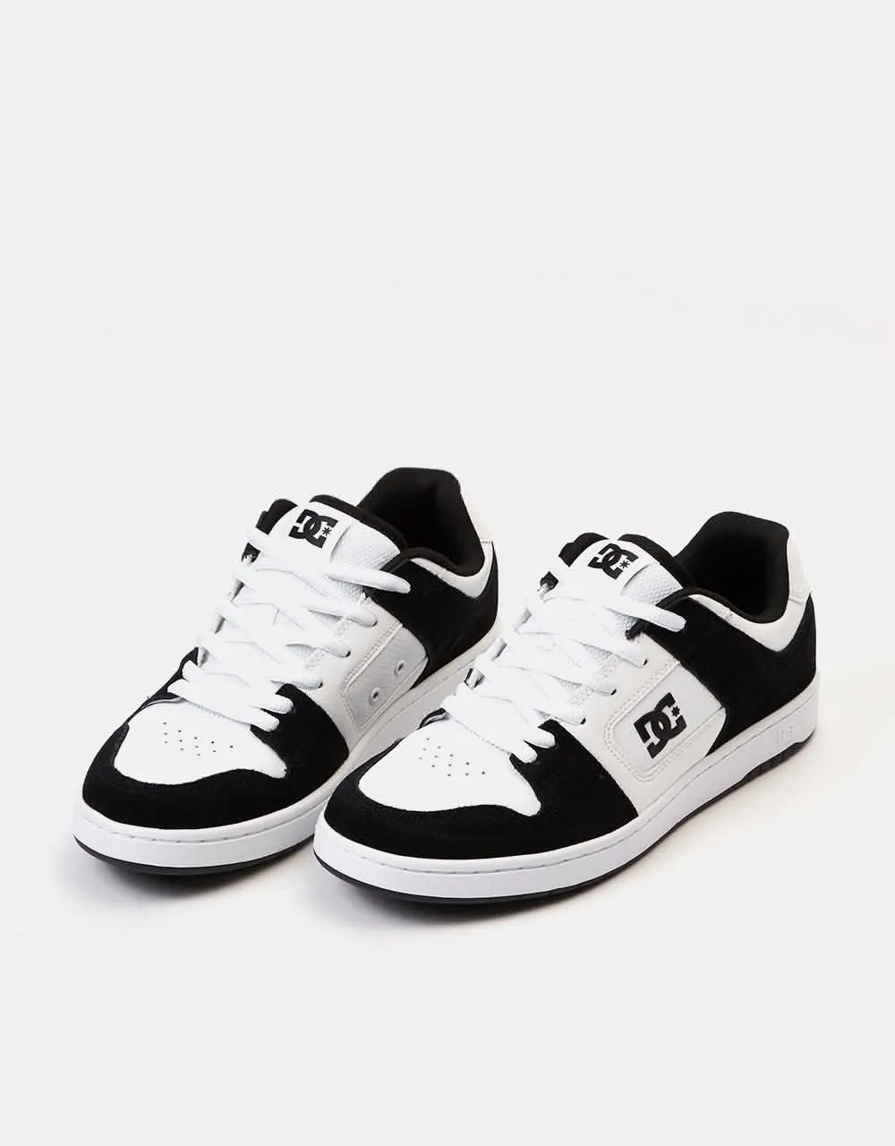 DC Manteca 4 Skate Shoes - White/Black