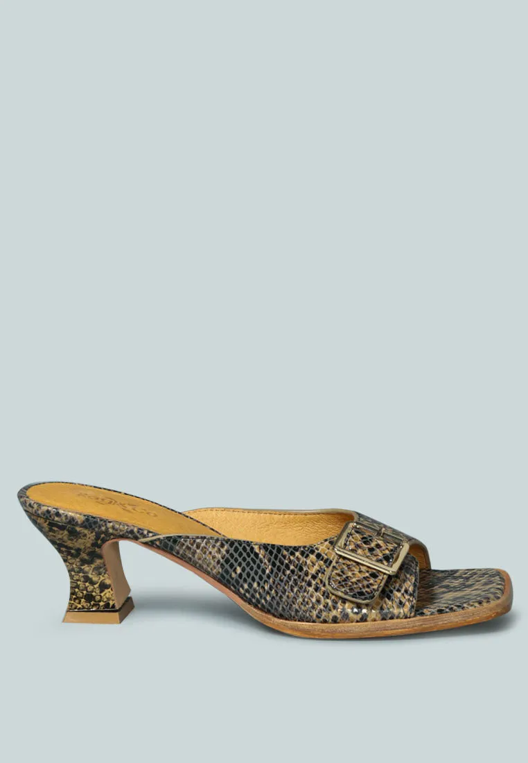 GOMEZ-ART-NOUVEAU Leather Slip-On Sandal in Animal Print