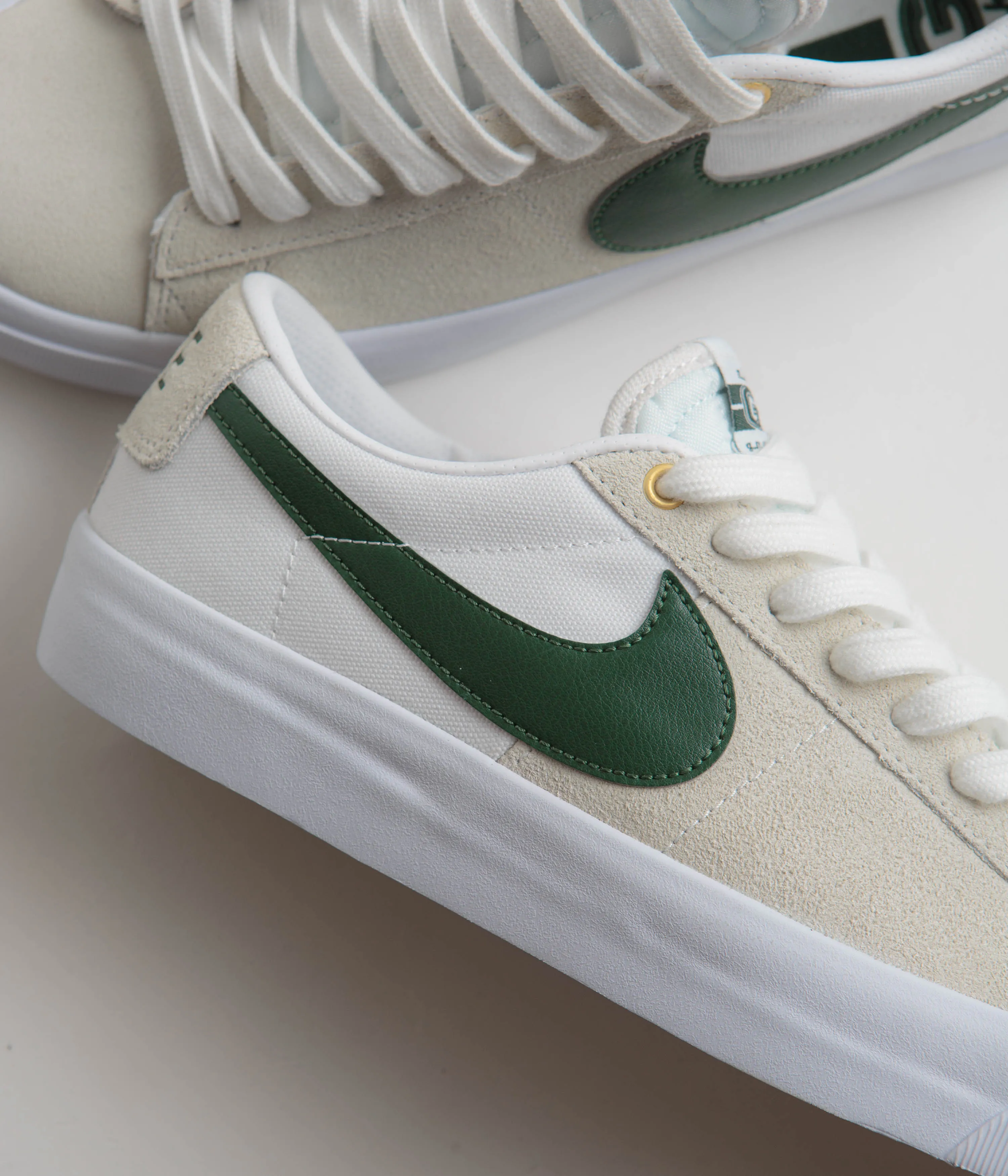 Nike SB Blazer Low Pro GT Shoes - White / Fir - White - Gum Light Brown