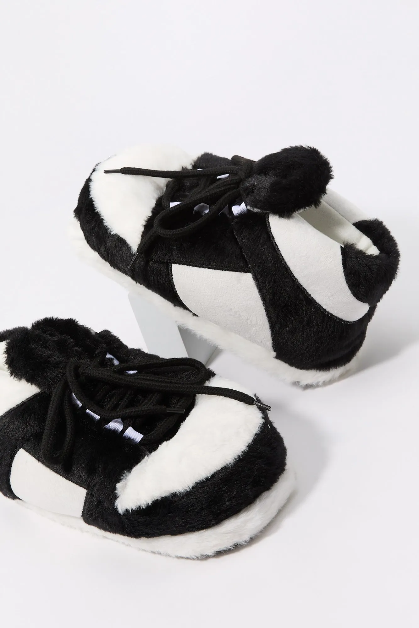 Pantoufles-espadrilles en peluche