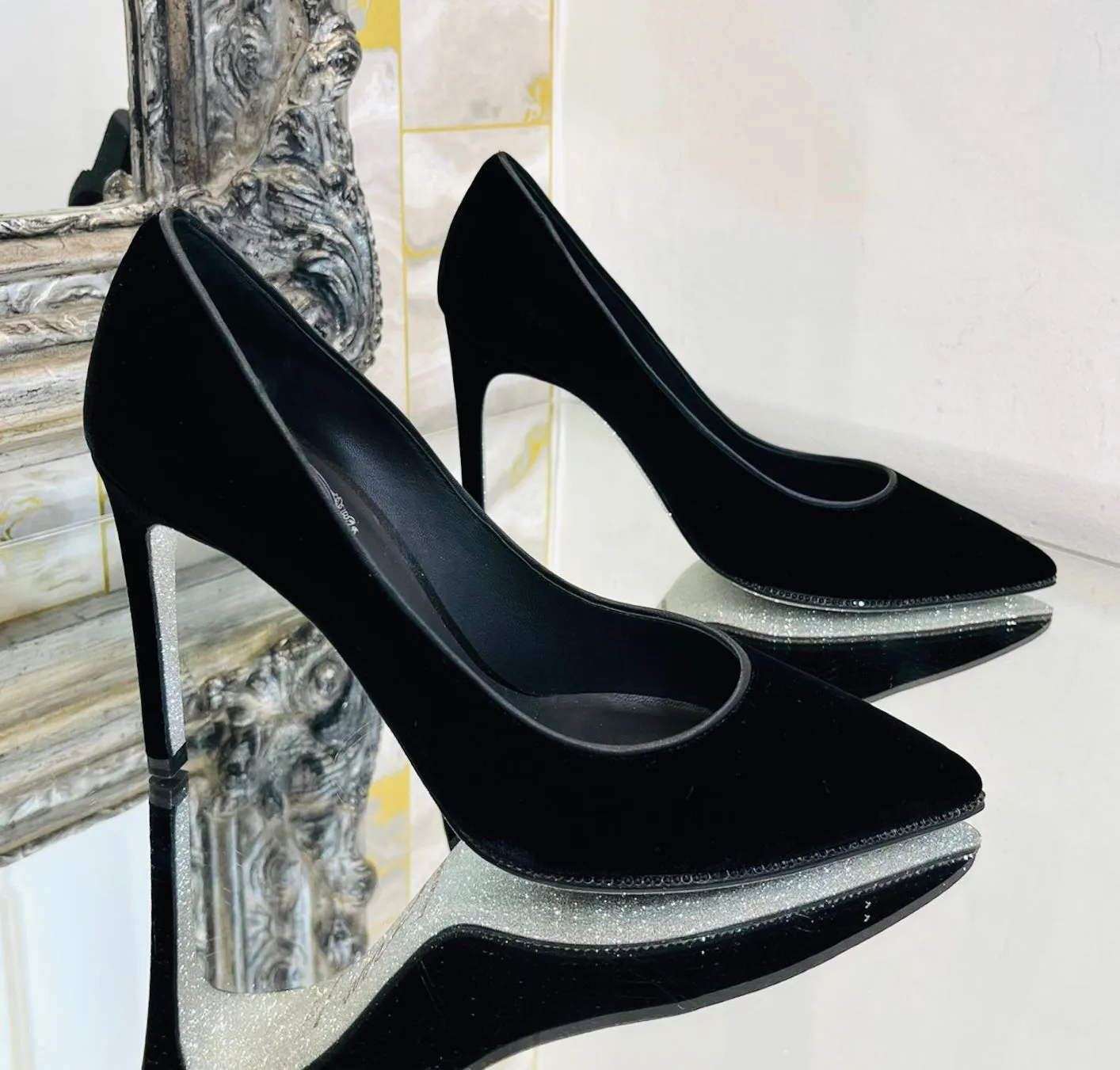 Rene Caovilla Velvet & Crystal Heels. Size 36.5