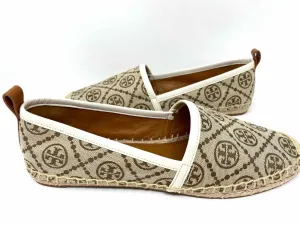 Tory Burch Women's Khaki Logo Size 8.5 Flats