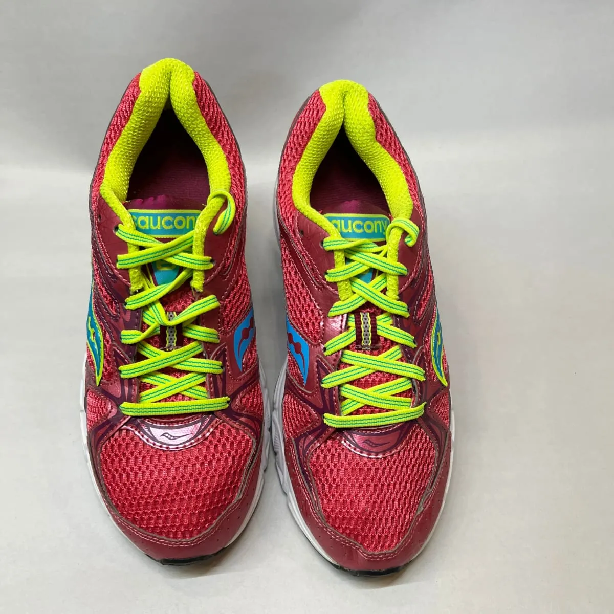 Women's Saucony Grid Cohesion 6 - Pink/Blue- Running Shoe - Preowned